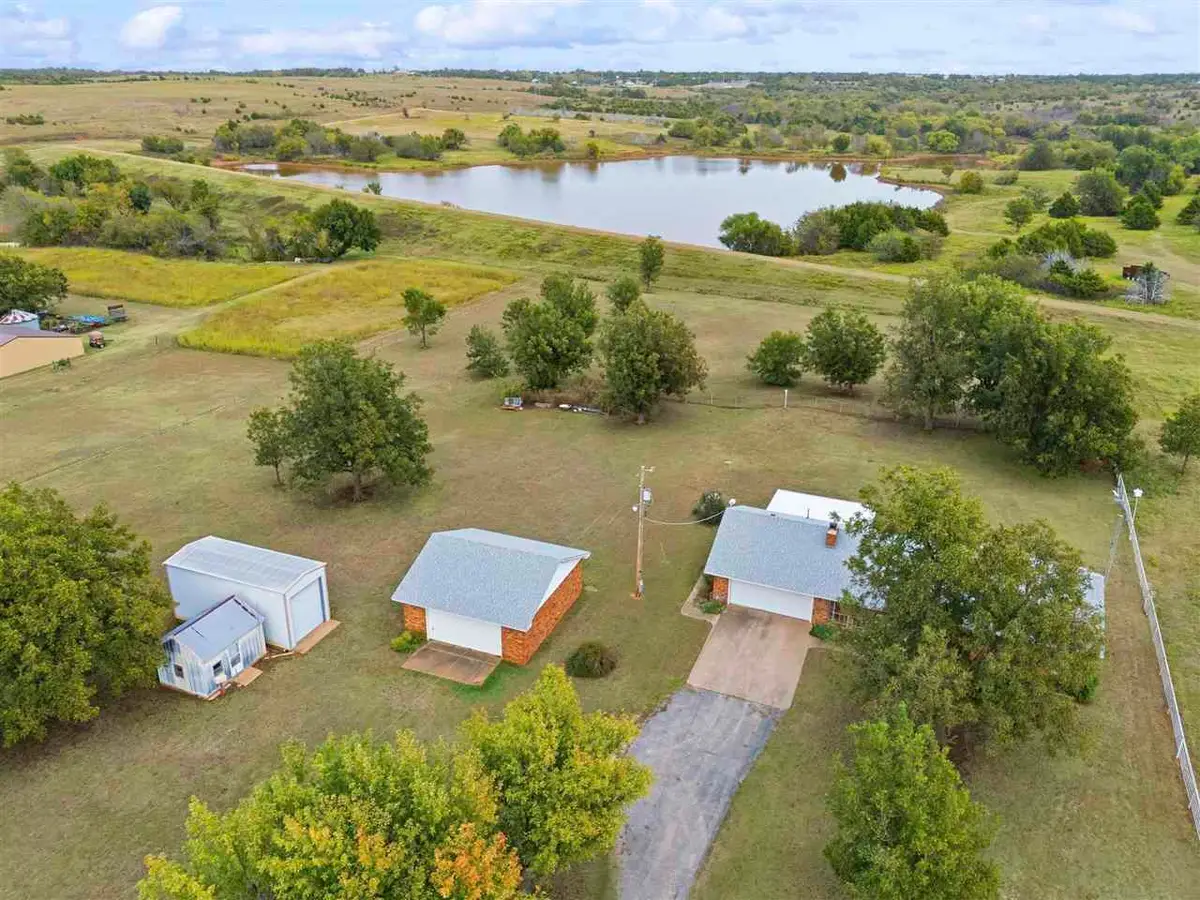 24350 County Road 100, Perry, OK 73077 - Image #1