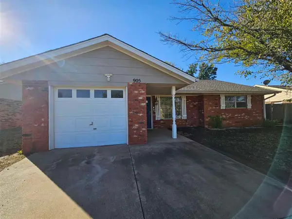 905 E Ridgecrest Avenue, Stillwater, OK 74075-2933