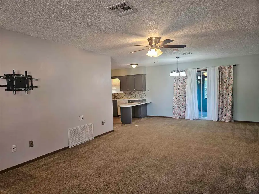 905 E Ridgecrest Avenue, Stillwater, OK 74075-2933 - Image #3