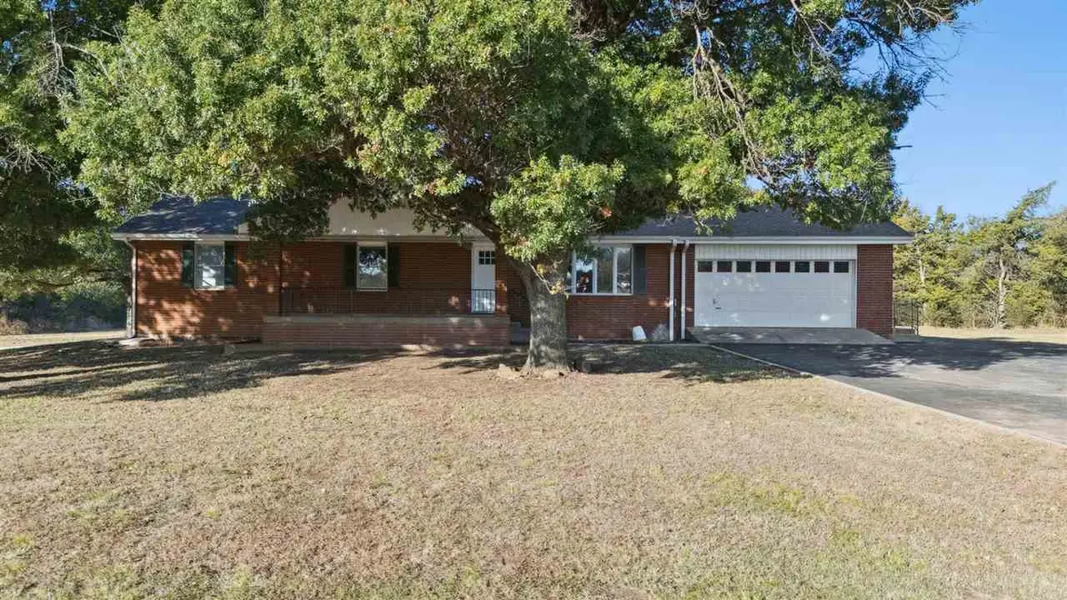 10102 S Perkins Road, Perkins, OK 74059 - Image #1