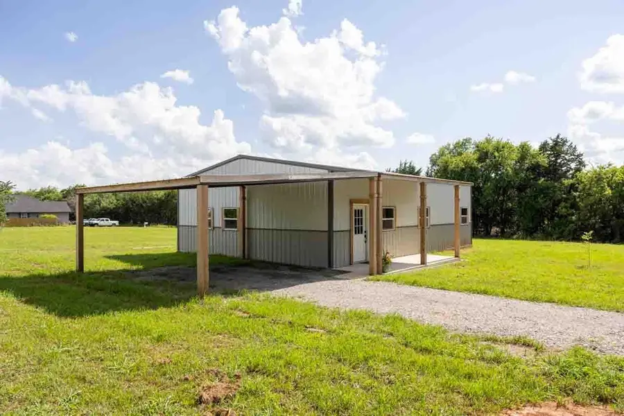 205 W Metcalf Street, Glencoe, OK 74032 - Image #3