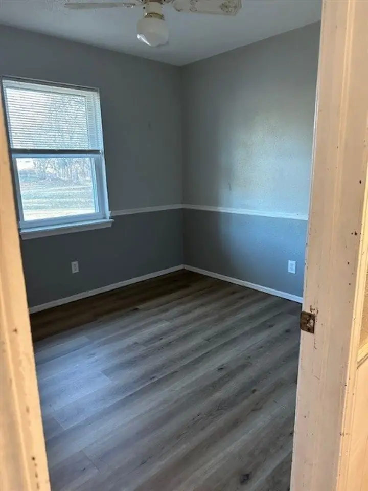 102 E Eaton Drive, Perkins, OK 74059-0000 - Image #2