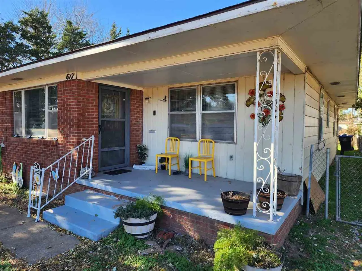 615 & 617 N Wikoff, Watonga, OK 73772-0000 - Image #1