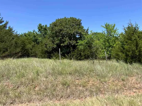 1924 W McMurtry Road, Stillwater, OK 74075-0000