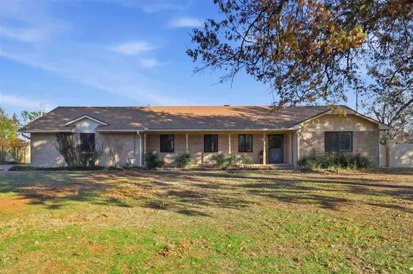 1211 N Skyline Street, Stillwater, OK 74075