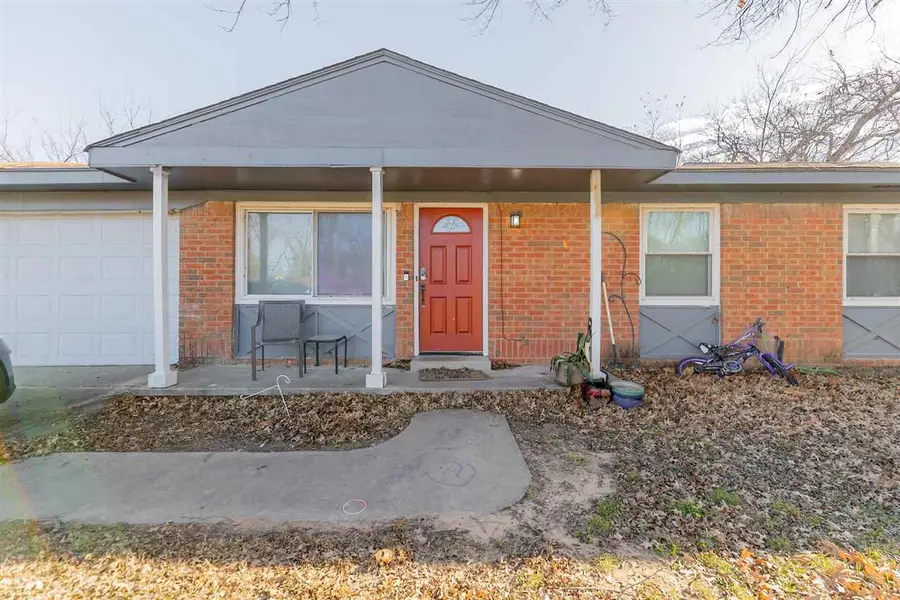 402 NE 7th Street, Perkins, OK 74059-0000 - Image #2