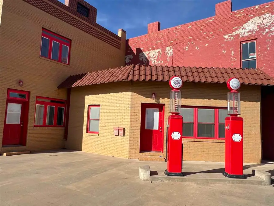 224 S Main, Hennessey, OK 73742 - Image #2