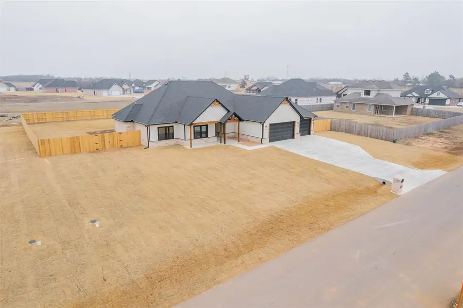 326 Blanco Bend, Stillwater, OK 74074-0000 - Image #2