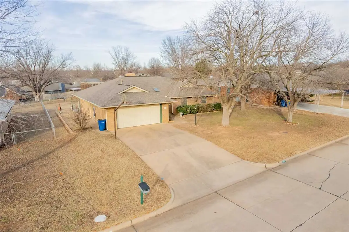 1124 E Willham Drive, Stillwater, OK 74075-0000 - Image #1