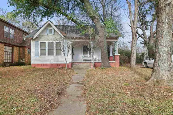 1622 W Main Street, Durant, OK 74701