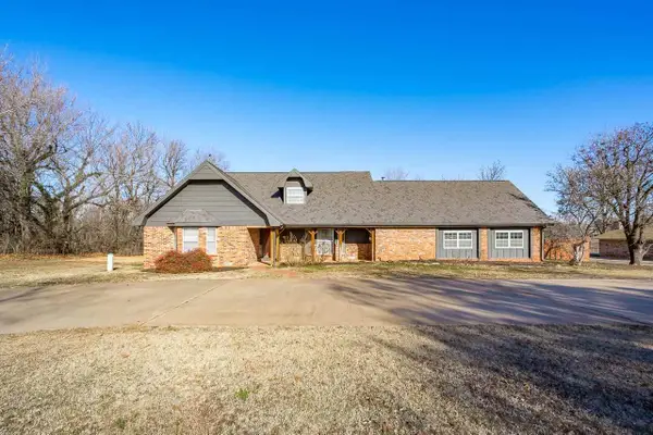 705 Wakefield Road, Perry, OK 73077