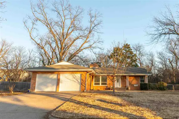 2119 N Glenwood Drive, Stillwater, OK 74074