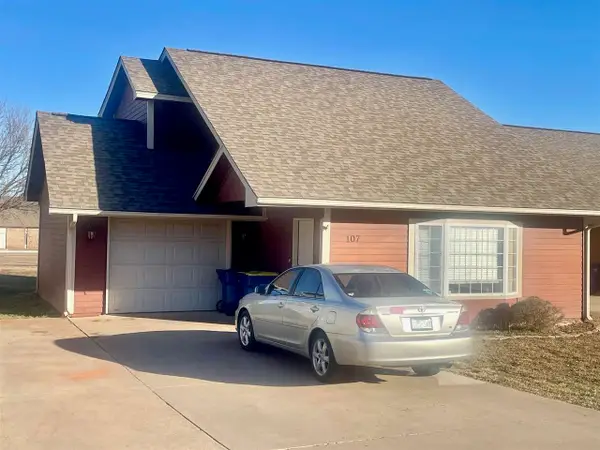 107 S Wedgewood Avenue, Stillwater, OK 74074-000