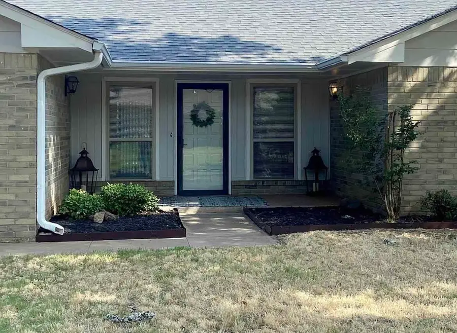 3921 W Yorkshire Drive, Stillwater, OK 74074 - #2