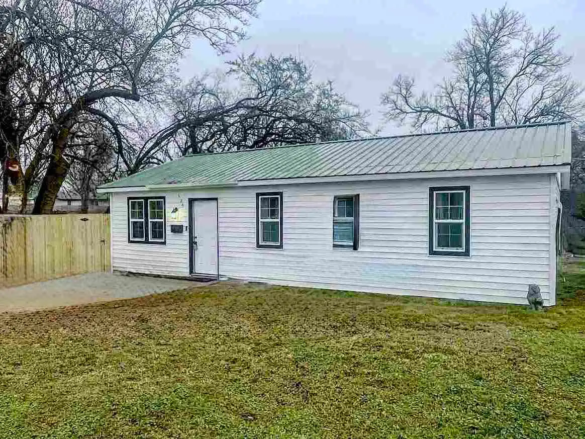 923 E Virginia Avenue, Stillwater, OK 74075 - #1