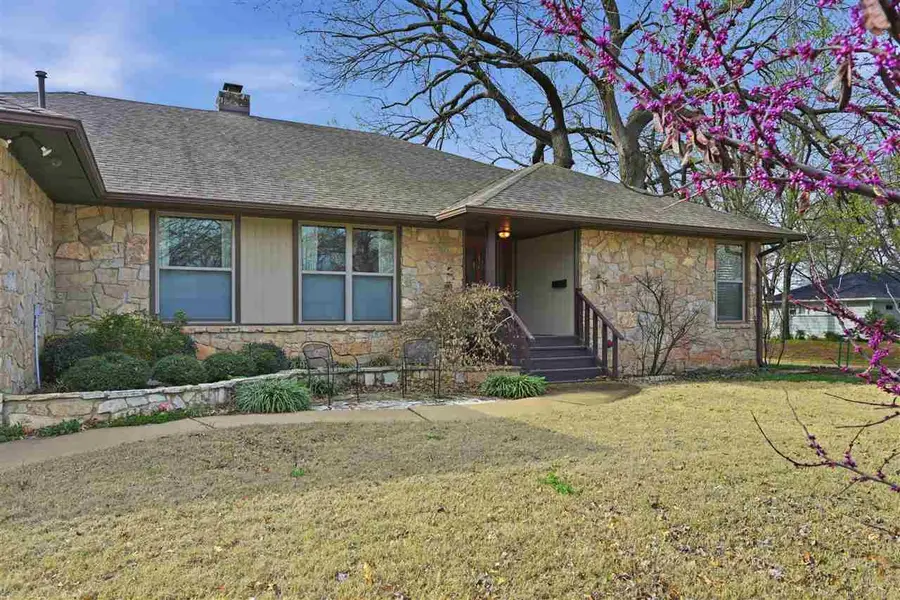 2137 Sunset Drive, Stillwater, OK 74074-2526 - #2