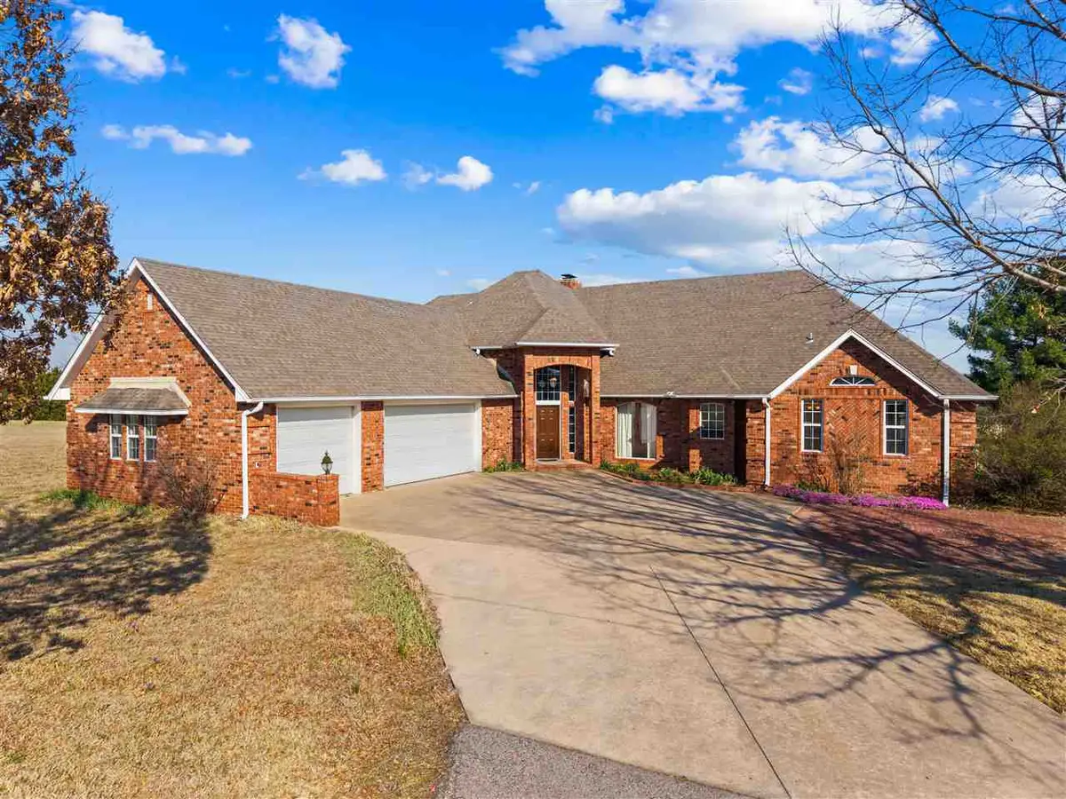 6545 Rustic Road, Ponca City, OK 74604 - #1