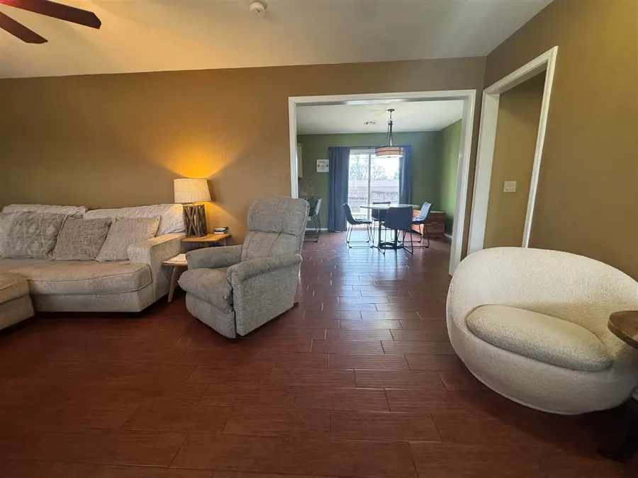 702 W Hartwood Avenue, Stillwater, OK 74074 - #3