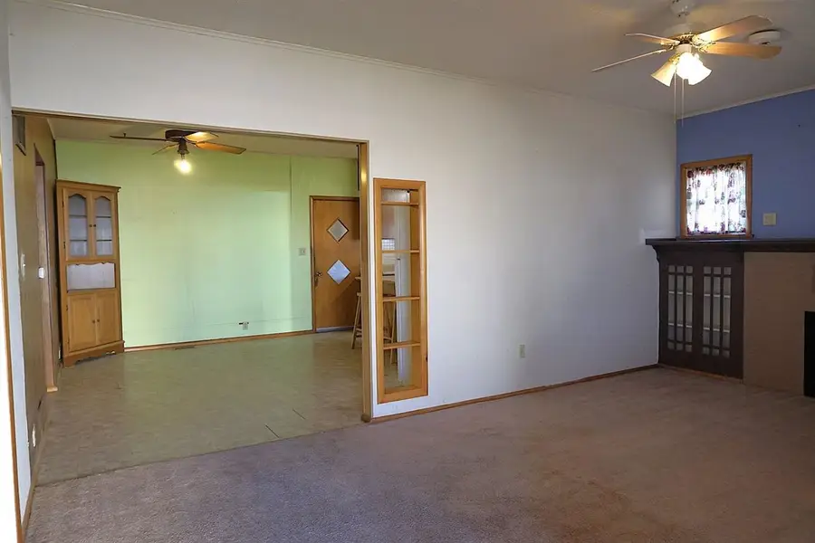 300 S Pine, Ponca City, OK 74601 - #3