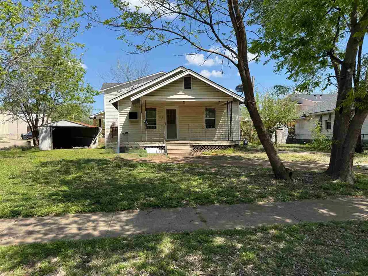 524 W 10th Avenue, Stillwater, OK 74074 - #1