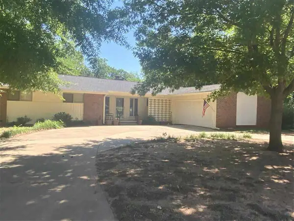 714 W Lakeshore Drive, Stillwater, OK 74075