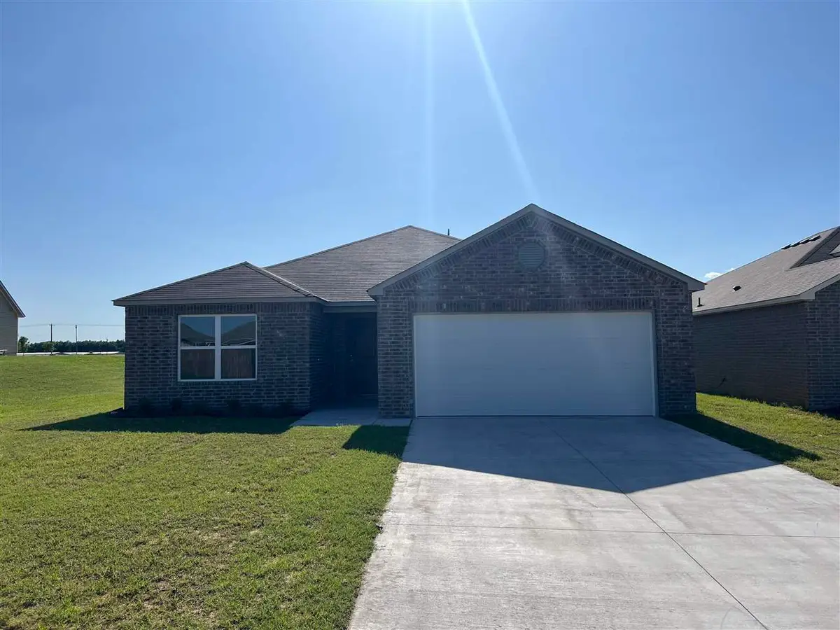 901 NE 2nd Street, Perkins, OK 74059 - #1