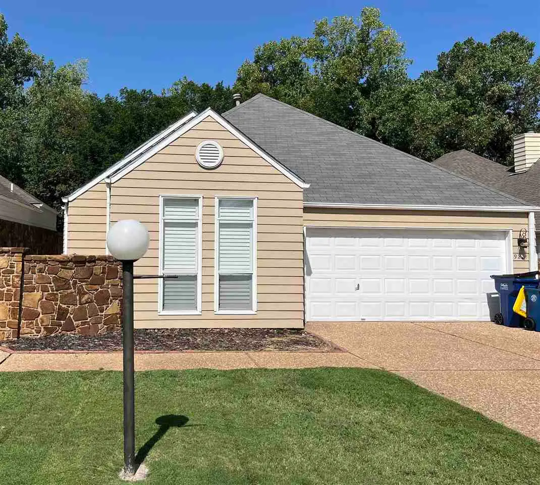 922 S Woodcrest Dr, Stillwater, OK 74074 - #1