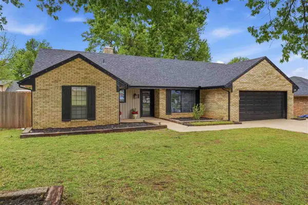 2514 Bluestem Rd., Ponca City, OK 74604