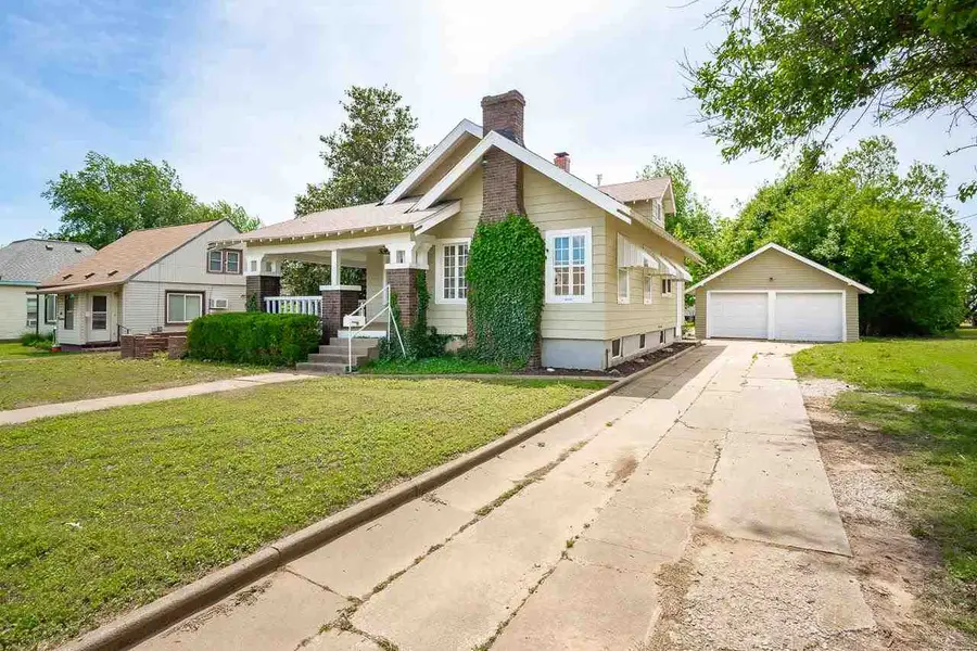 616 Kaw Street, Perry, OK 73077-3436 - #2