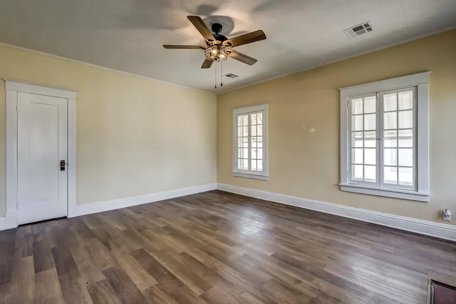 616 Kaw Street, Perry, OK 73077-3436 - #3