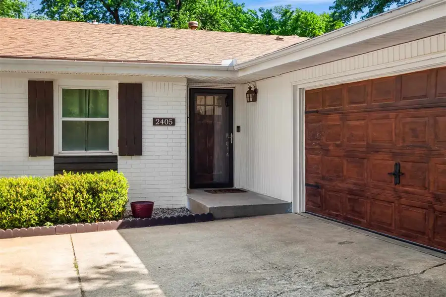 2405 Juanito Avenue, Ponca City, OK 74604 - #3