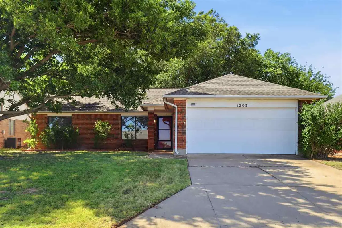 1203 E Dell, Stillwater, OK 74075 - #1