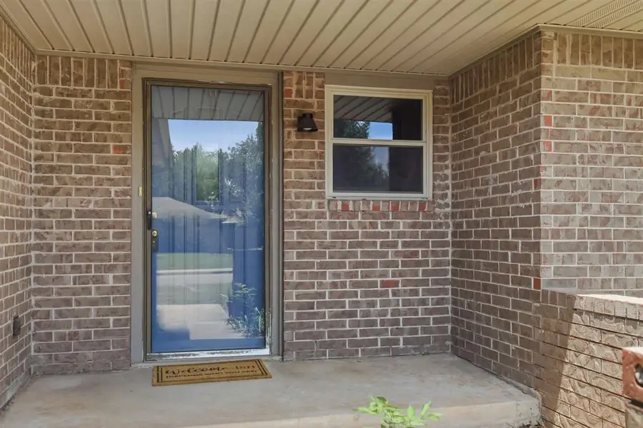 405 Meadow Lake Drive, Edmond, OK 73003 - #3