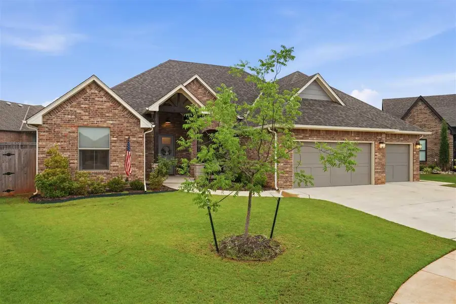 5716 Goldstone Court, Mustang, OK 73064 - #2