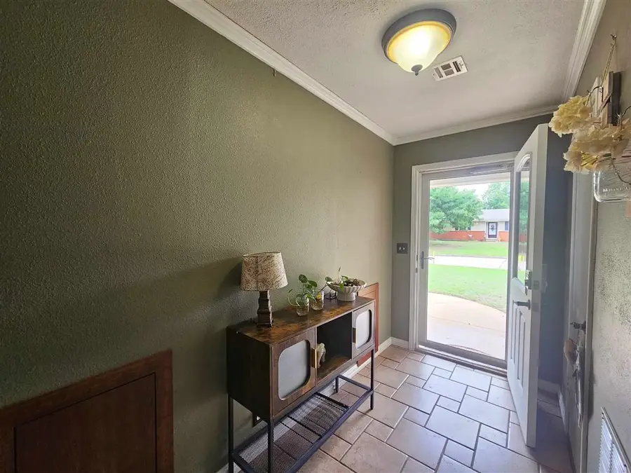 704 W Cheyenne Drive, Stillwater, OK 74075-1413 - #3