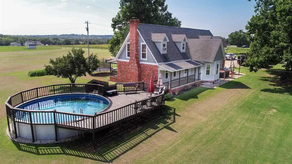 2700 W Dickinson Road, Cushing, OK 74023 - #1