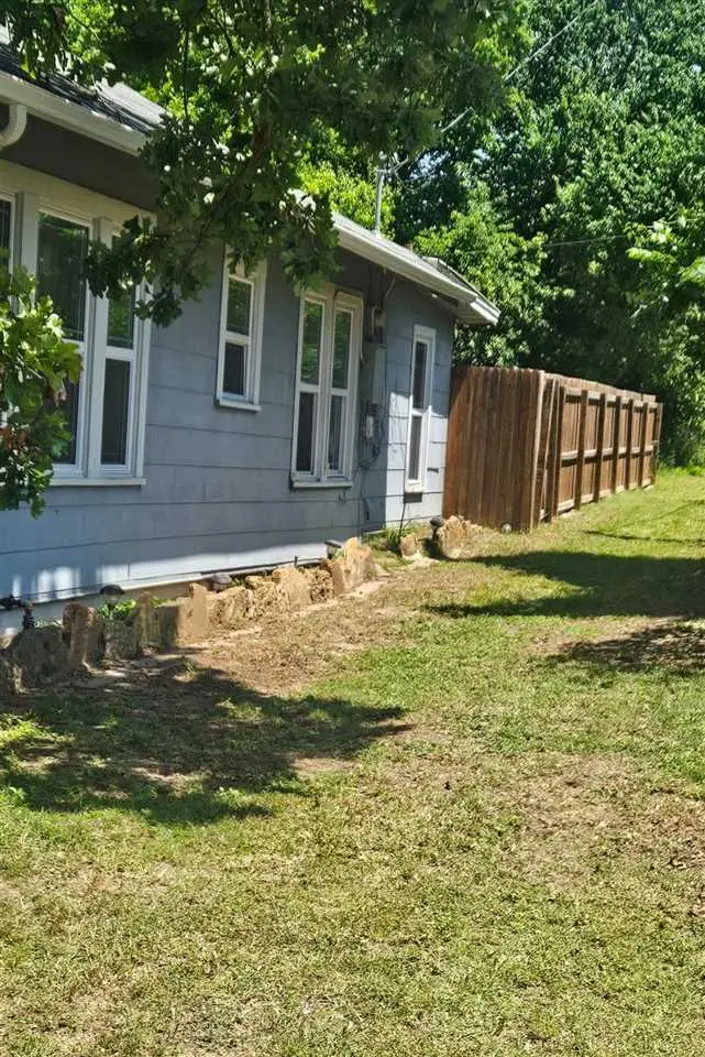 414 N Tull Place, Yale, OK 74085 - #2