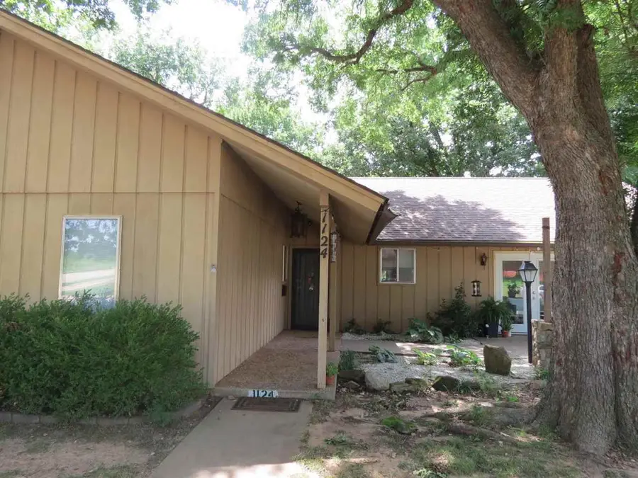 1124 S McFarland, Stillwater, OK 74074 - #2