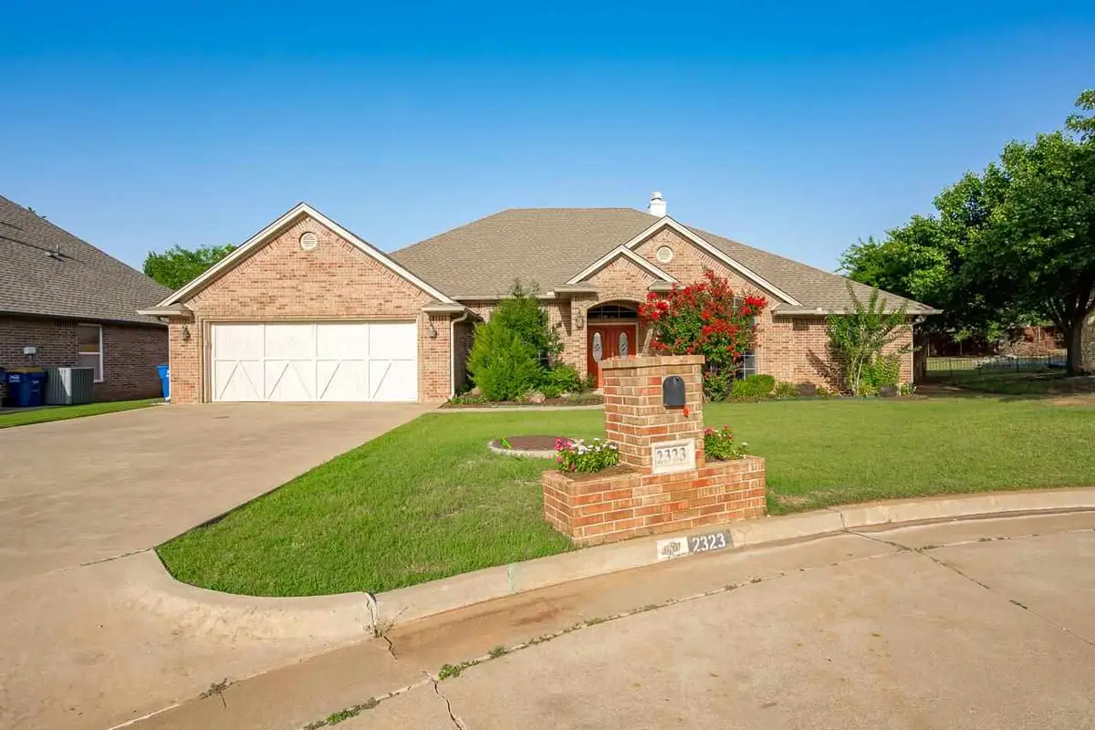 2323 S Silverdale Circle, Stillwater, OK 74074 - #1