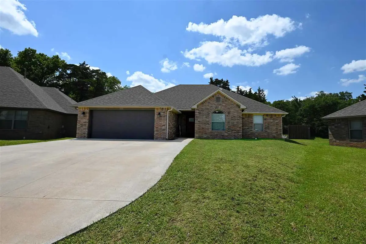 204 N Boardwalk Street, Stillwater, OK 74075 - #1
