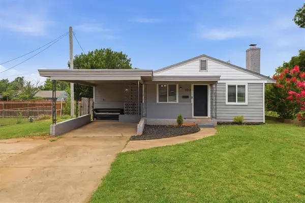 320 S Doty, Stillwater, OK 74074-3862