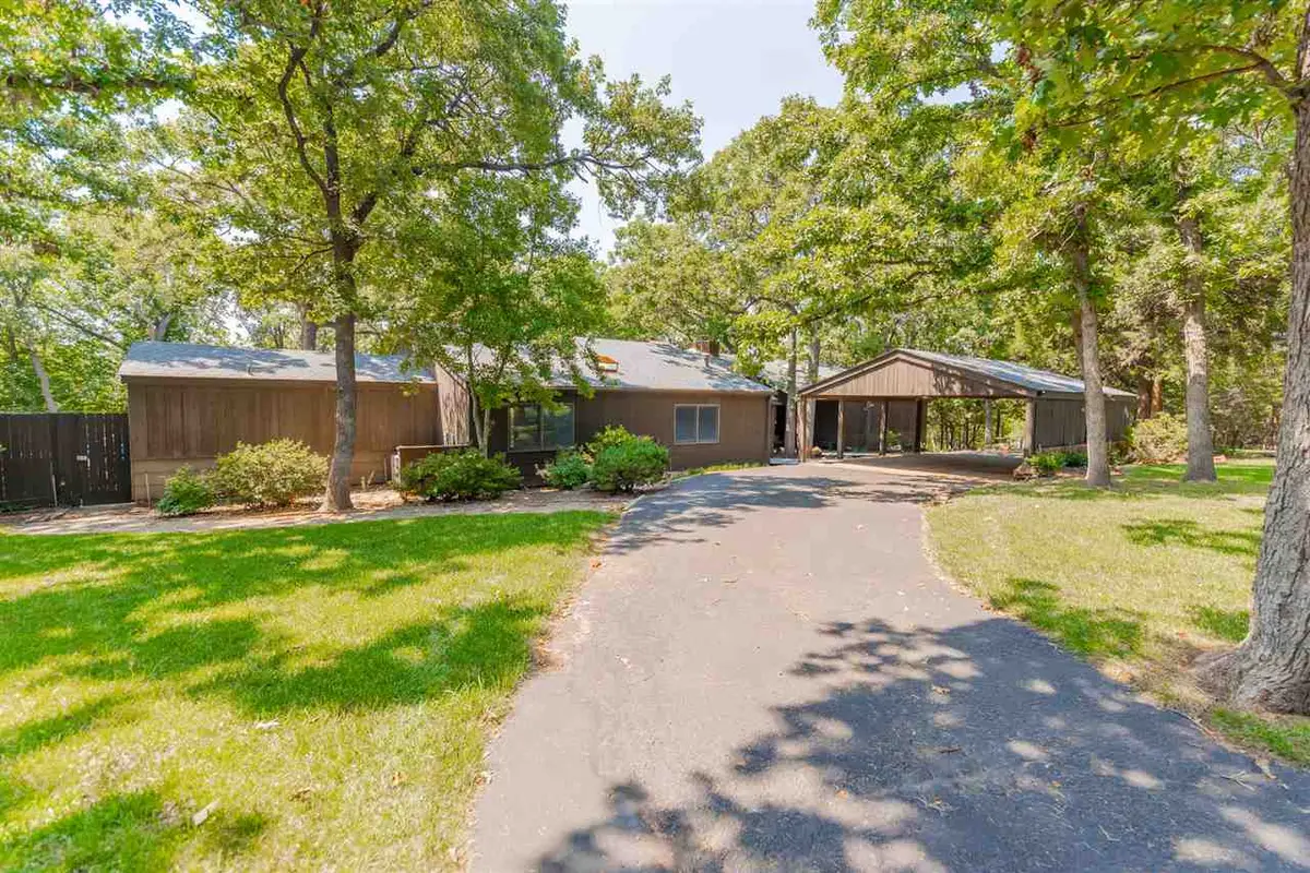 2224 S Tanglewood Circle, Stillwater, OK 74074-0000 - #1