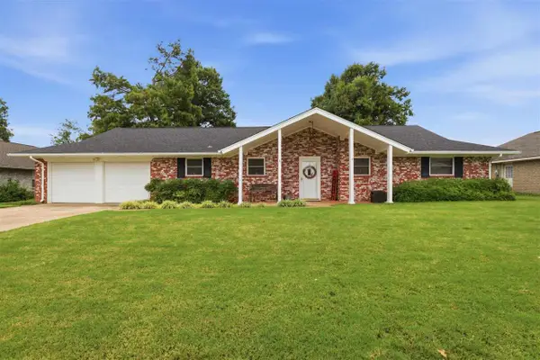 7 Preston Circle, Stillwater, OK 74075-2030