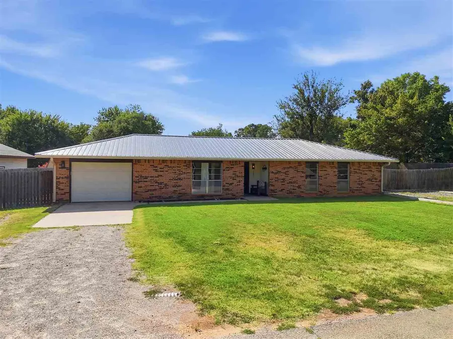 505 SE 3rd Street, Perkins, OK 74059 - #2