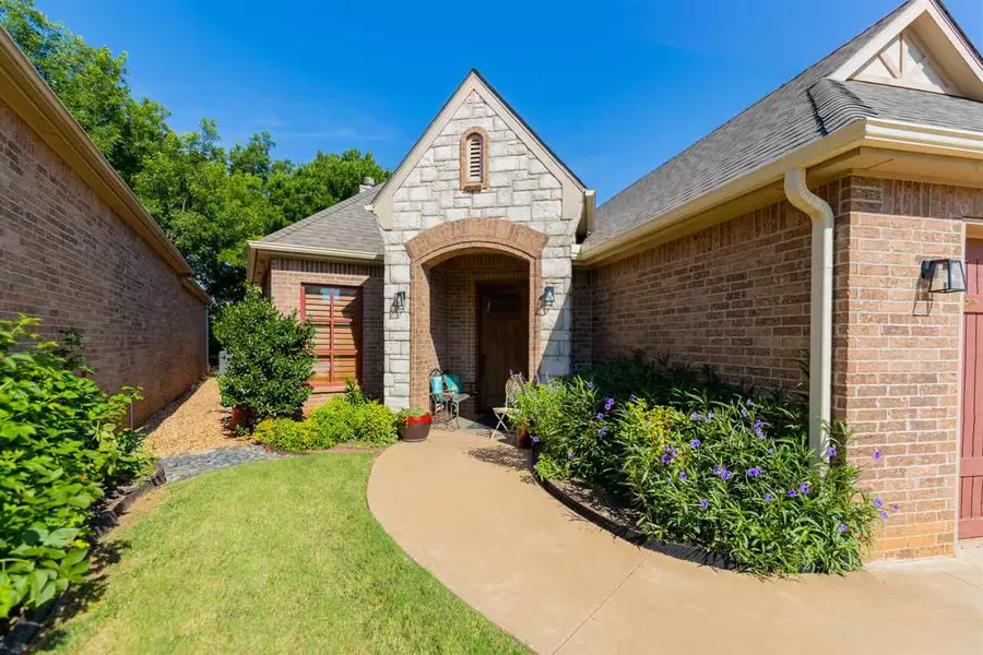3220 W Charleston Court, Stillwater, OK 74074-0000 - #3
