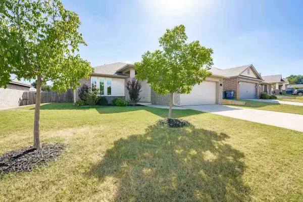 4307 W Country Club Drive, Stillwater, OK 74074