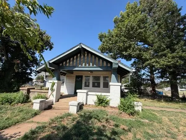 321 N Steele Avenue, Cushing, OK 74023-3321