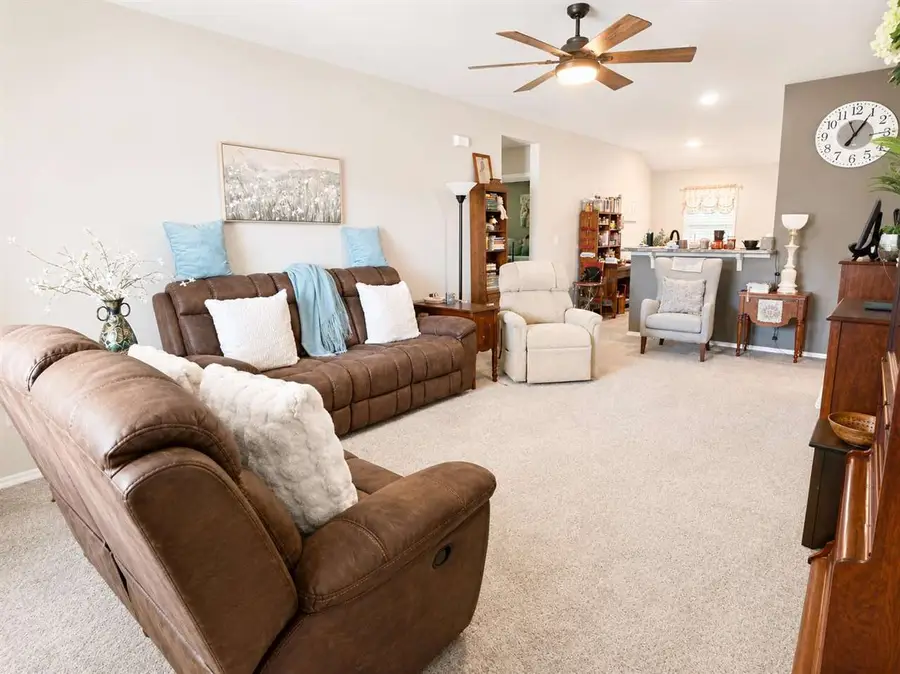 514 E Kinder Wells, Perkins, OK 74059 - #3