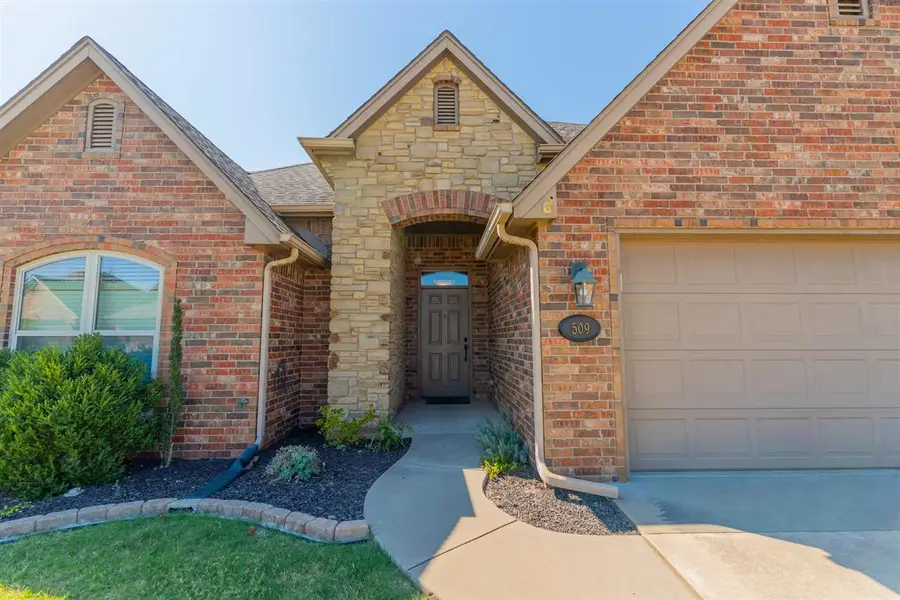 509 E Topaz Avenue, Stillwater, OK 74075-0000 - #3