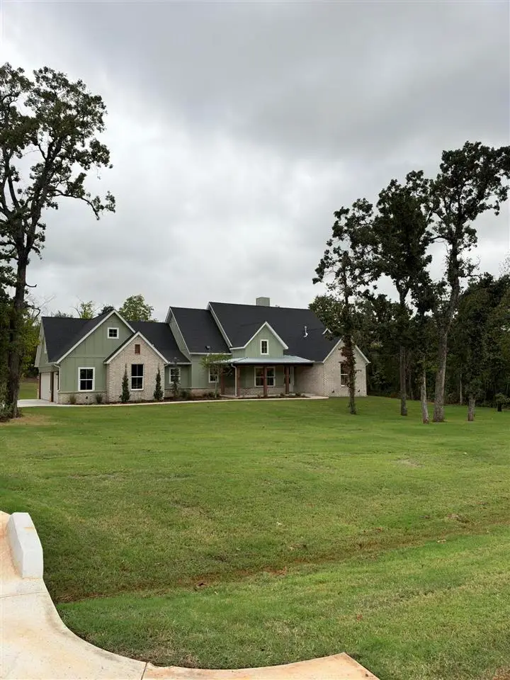 21100 Reserve Cir., Harrah, OK 73045 - #2